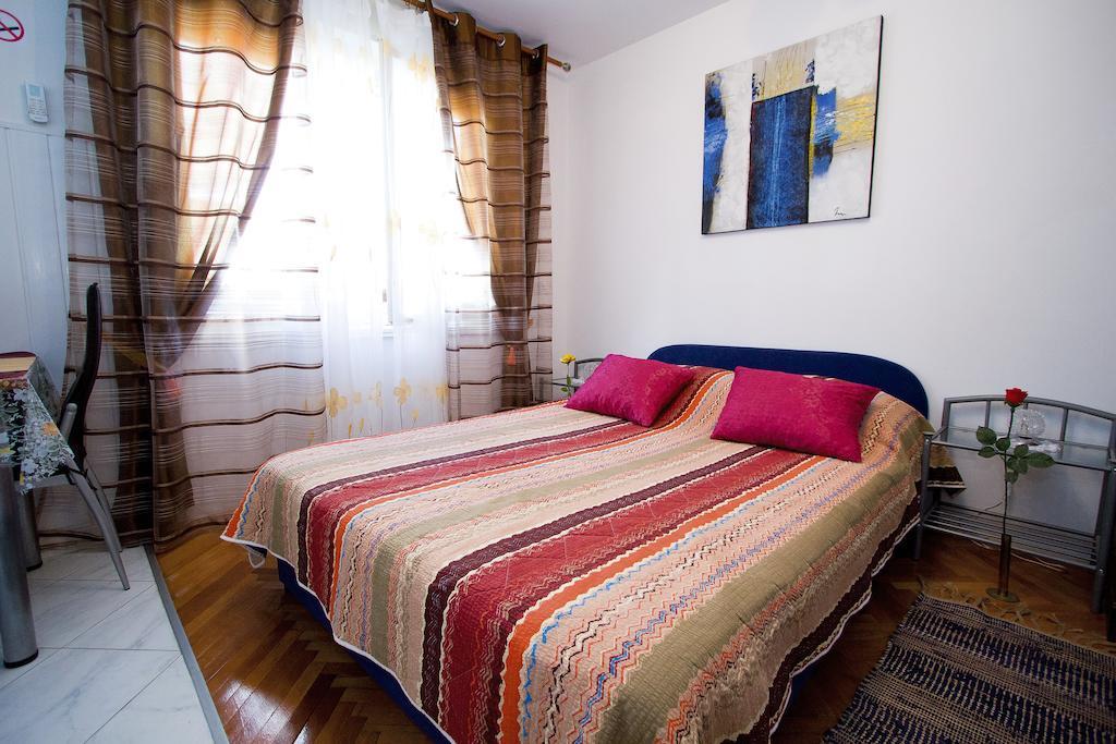 Apartments Crvena Orhideja Сплит Стая снимка