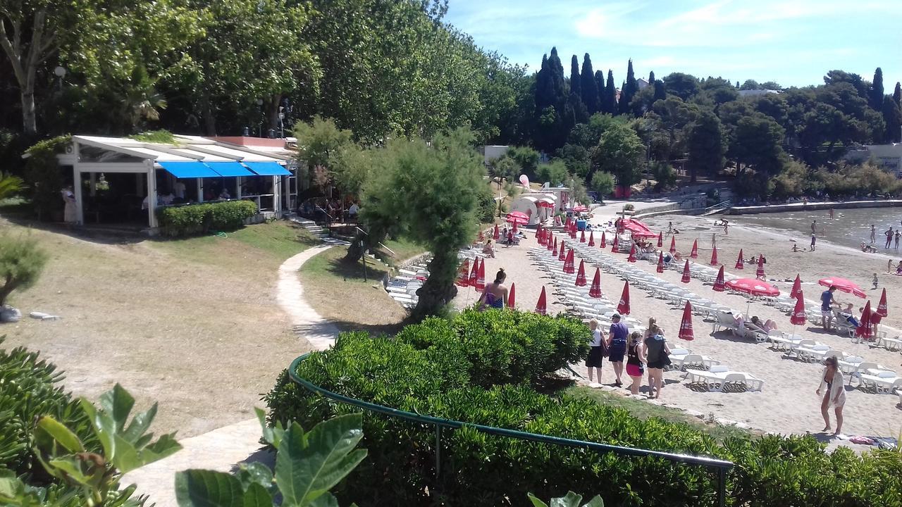 Apartments Crvena Orhideja Сплит Екстериор снимка